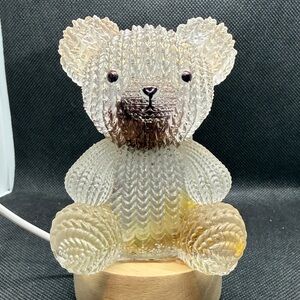 Elegant Resin Moody Bear Figurine - Cream and Brown